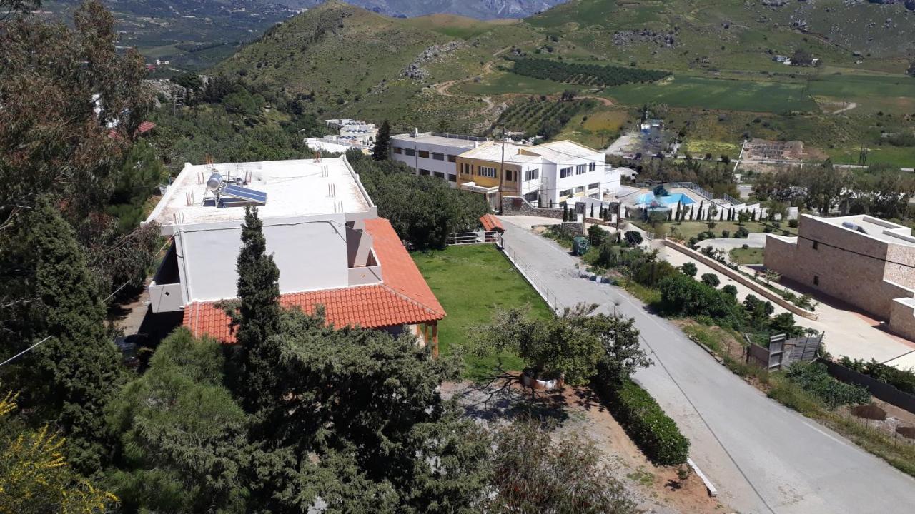 Zefyros Studios Damnoni Esterno foto